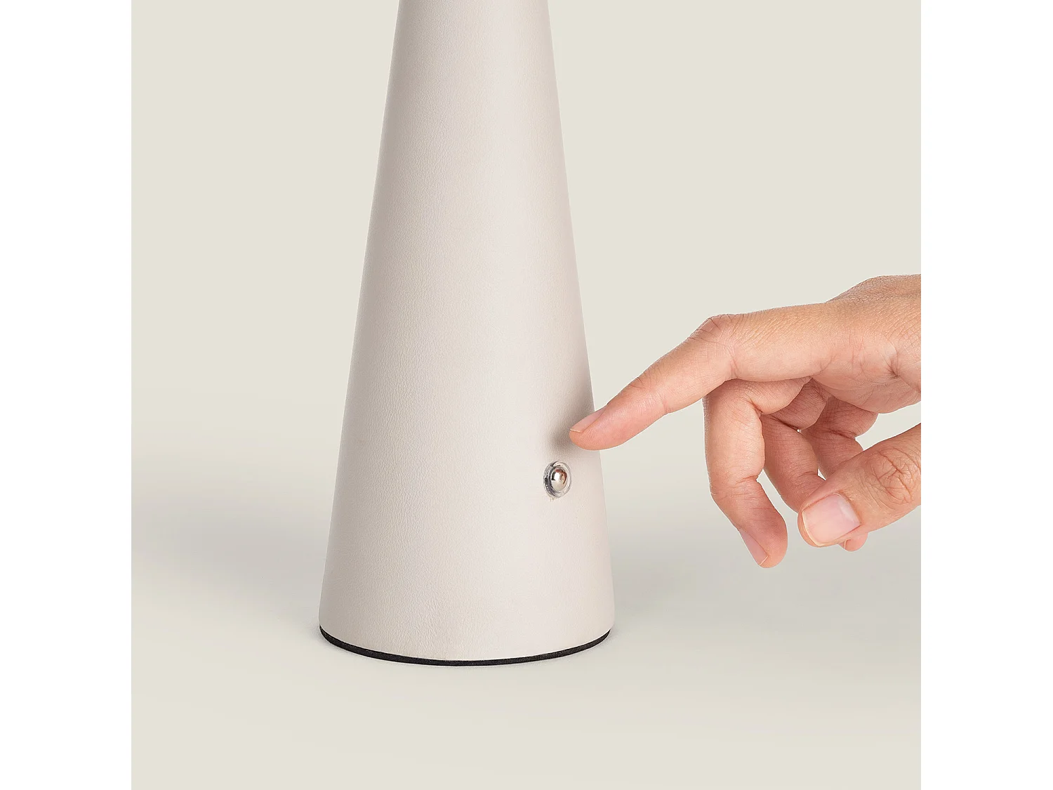 Lampada da Tavolo Portatile a LED con Batteria USB Ricaricabile Beige