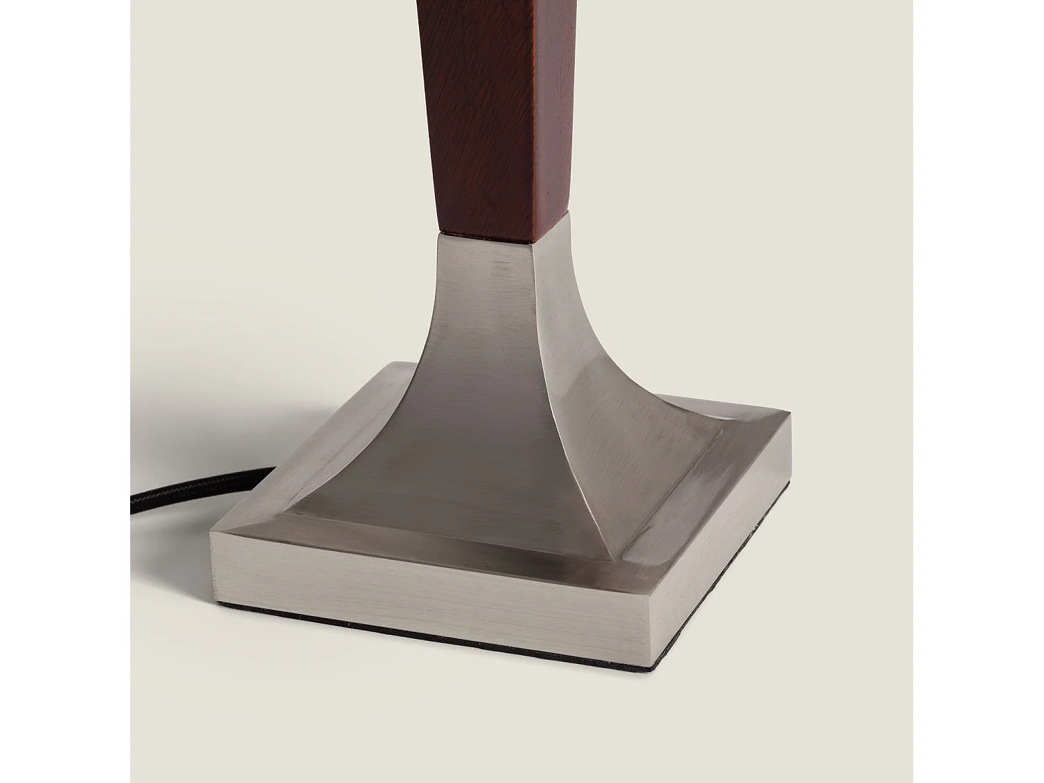 Lampe à Poser Bois et Métal Lizza Piramis Blanc