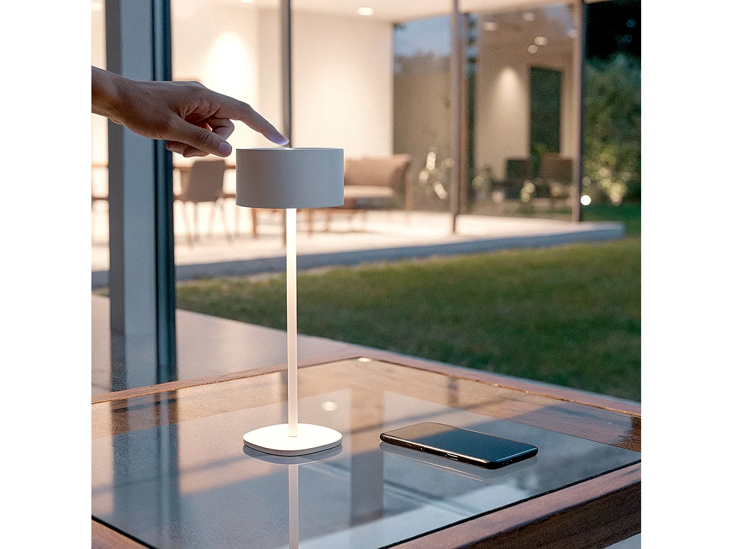 Lámpara de Mesa LED Portátil Exterior con Batería USB Recargable Mounka Square Blanco