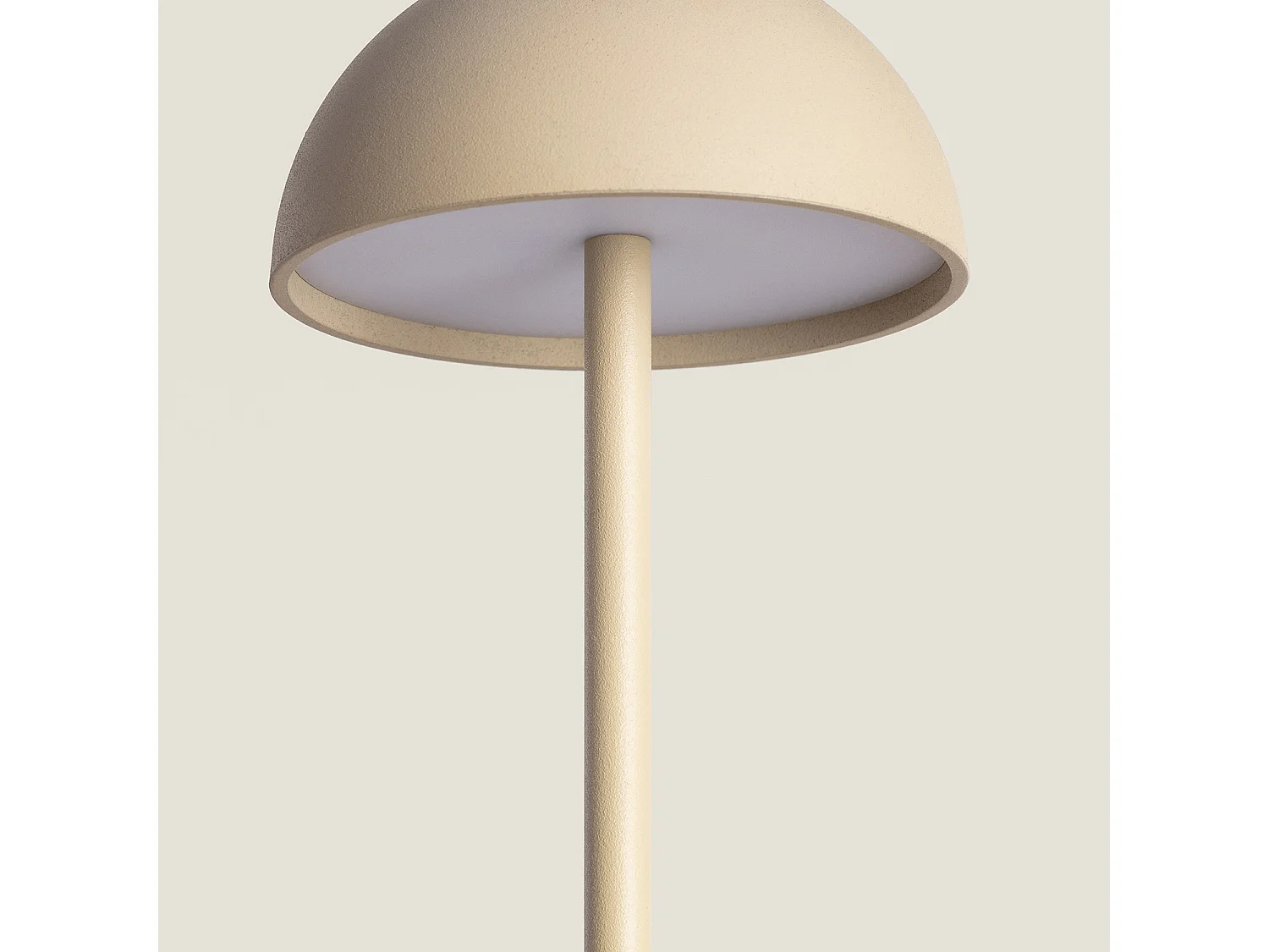 Lampe à Poser LED Portable Extérieure Métal avec Batterie Rechargeable Pirinoa Beige