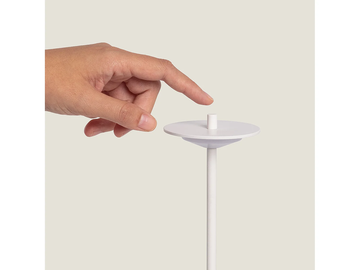 Lámpara de Mesa LED Portátil para Exterior Metal con Batería Recargable Estepona Blanco