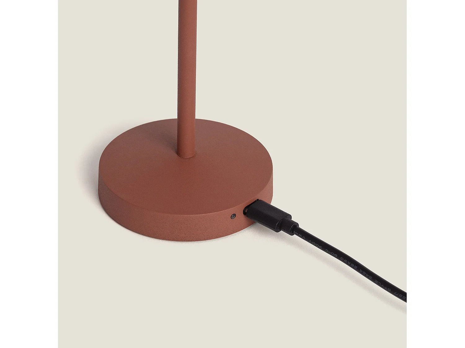 Lampada da Tavolo LED Portatile con Batteria USB Ricaricabile Pirinoa Terracotta