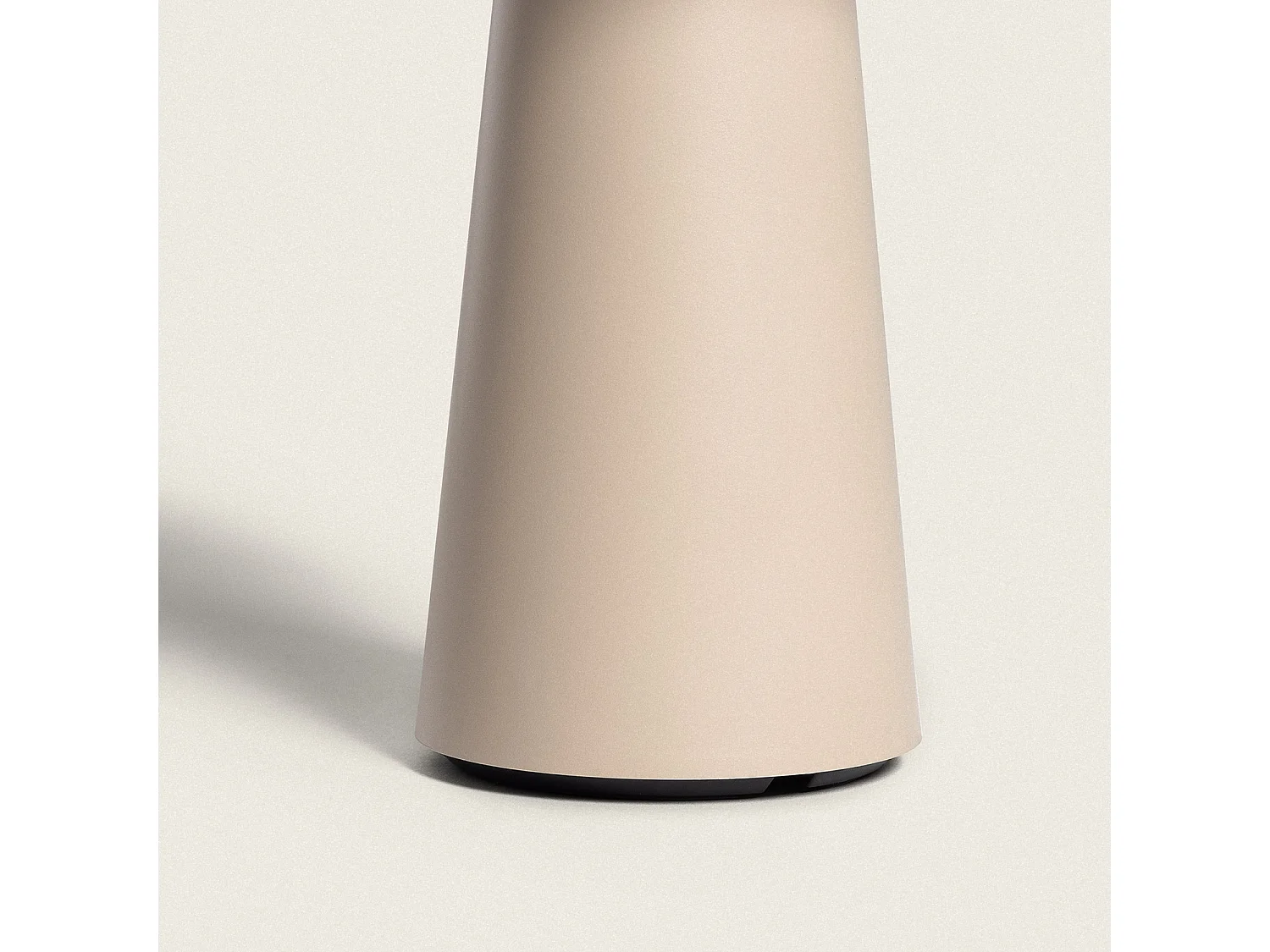 Lámpara de Mesa LED Portátil Exterior con Batería USB Recargable Uyanga Beige