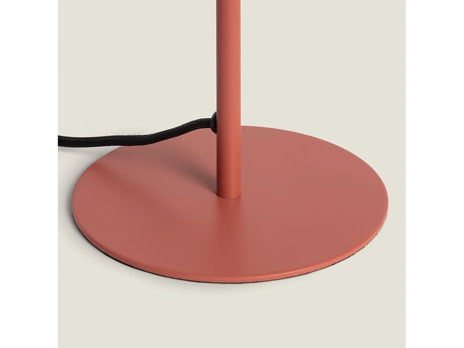 Lampada da Tavolo Alluminio Madow Terracotta