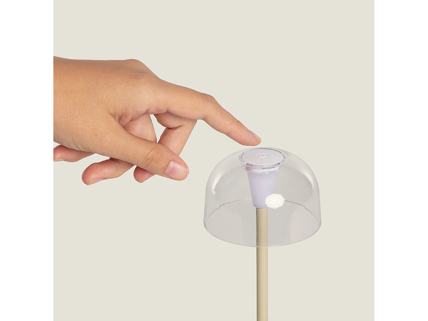 Lampe à Poser LED Portable pour Extérieur Métal avec Batterie Rechargeable Lendora Beige