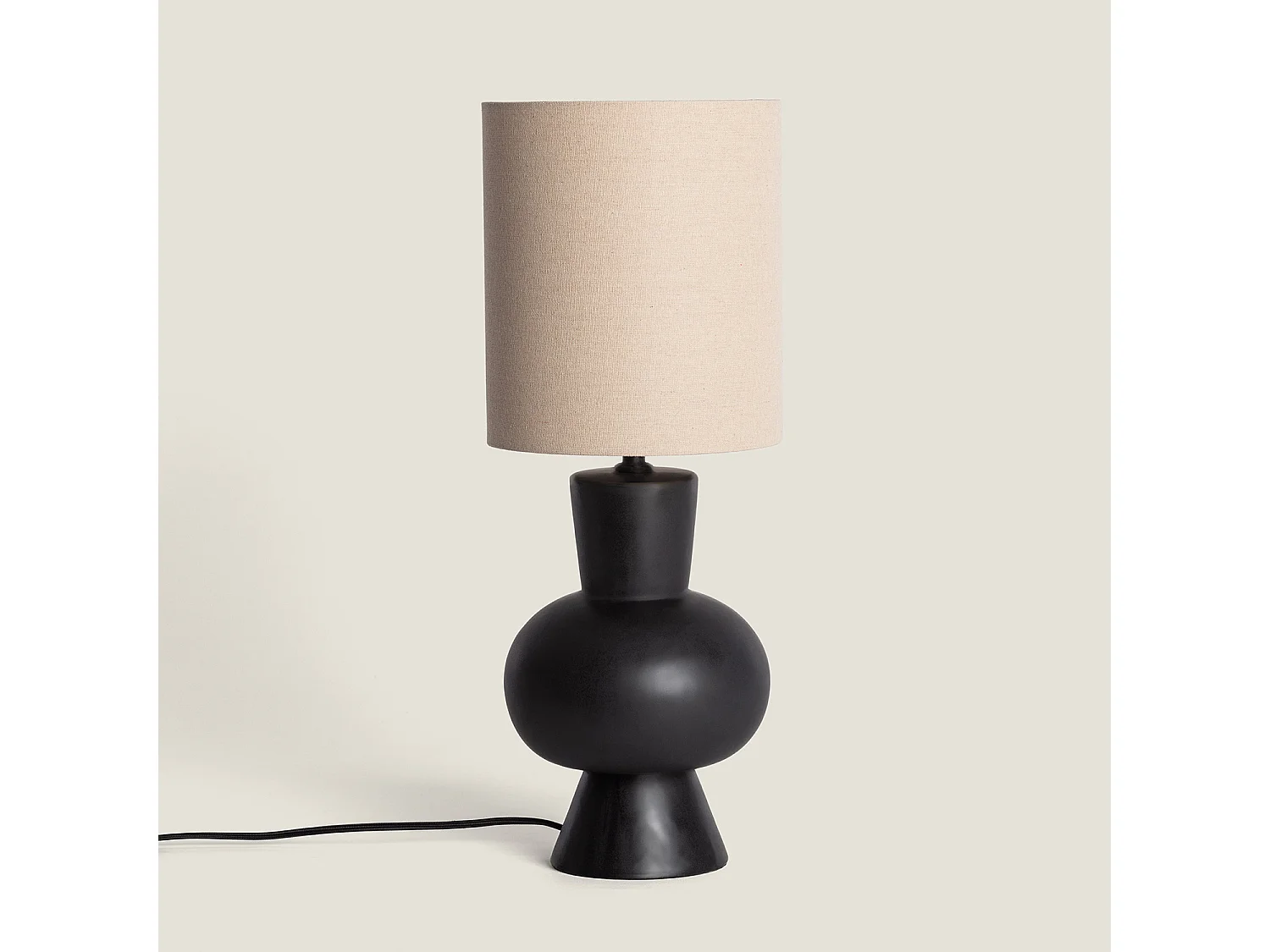 Lámpara de Mesa Cerámica y Lino Amabel