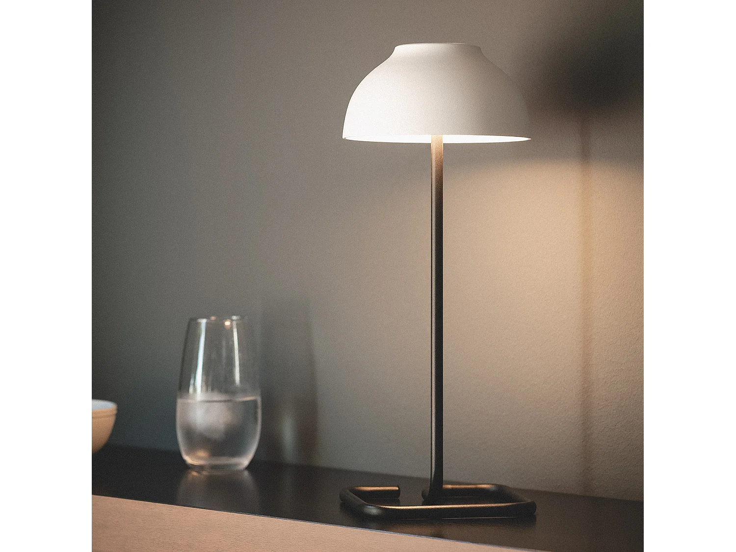 Lampe à Poser LED 3W Portable pour Extérieur avec Batterie USB Rechargable Carlo Blanc / Noir