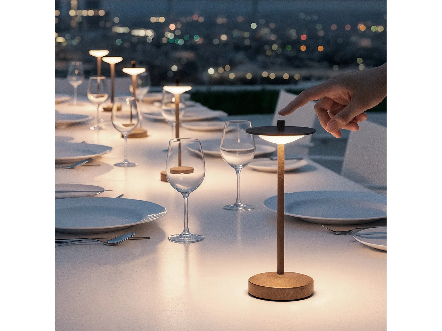 Lámpara de Mesa LED Portátil para Exterior Metal con Batería Recargable Estepona Marrón