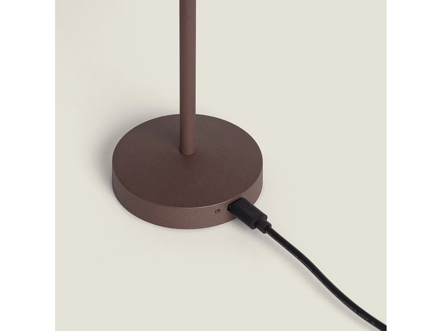 Lámpara de Mesa LED Portátil para Exterior Metal con Batería Recargable Milevani Marrón