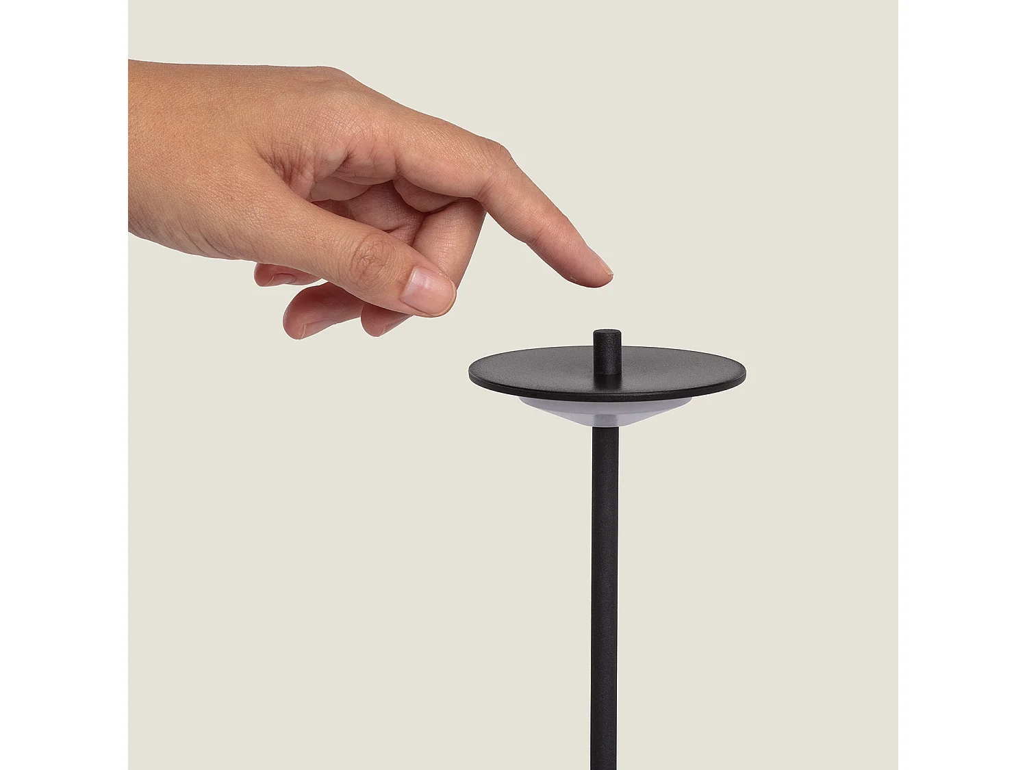 Lámpara de Mesa LED Portátil para Exterior Metal con Batería Recargable Estepona Negro