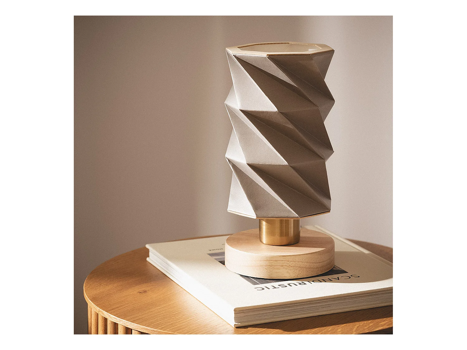 Lámpara de Mesa Madera Hiva Blanco