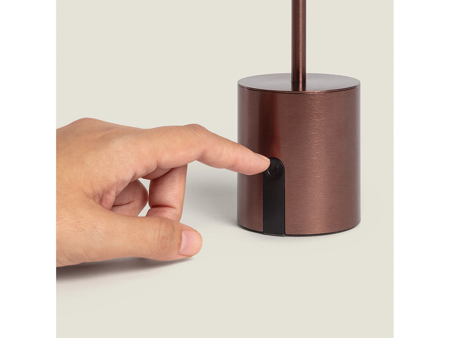Lampada da Tavolo LED Portatile per Esterni Metallo con Batteria USB Ricaricabile Jawania Bronzo