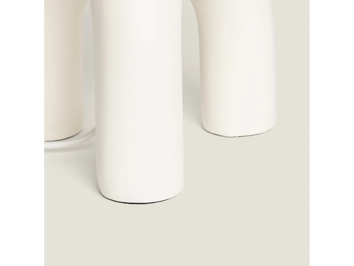 Lámpara de Mesa Papel Trenzado y Resina Otilia Blanco