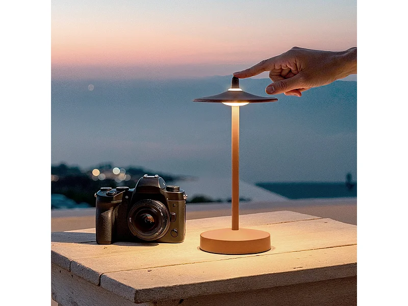 Lampe à Poser LED Portable Extérieure Métal avec Batterie Rechargeable Milevani Beige