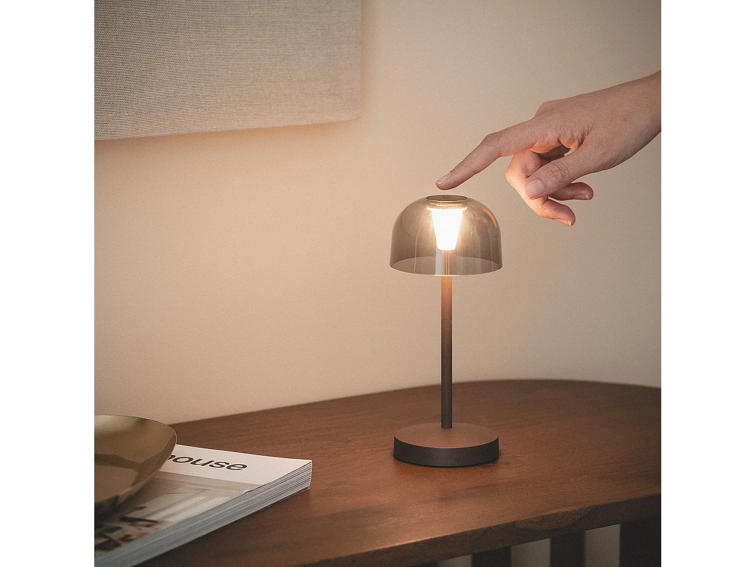 Lampe à Poser LED Portable pour Extérieur Métal avec Batterie Rechargeable Lendora Smoke Brun