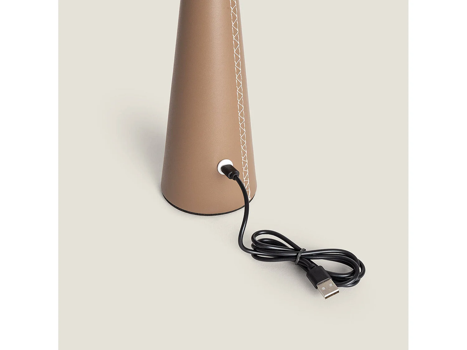 Lámpara de Mesa LED Portátil Cuero con Batería USB Recargable Tyu Tule Marrón