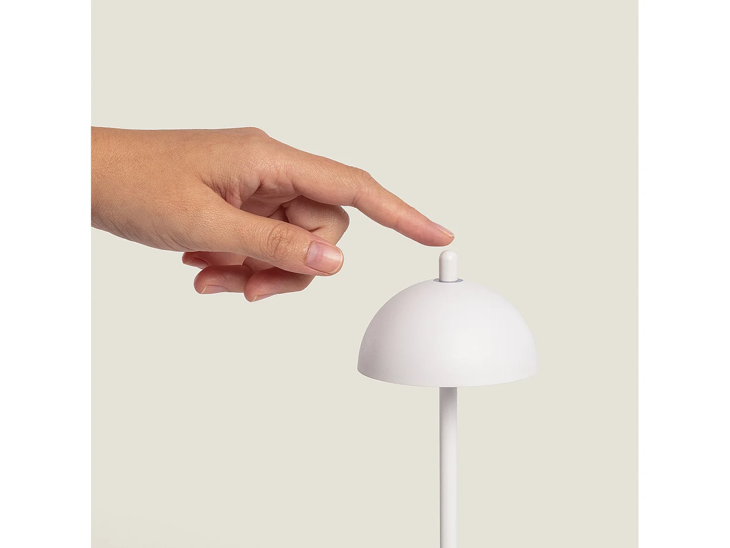 Lampe à Poser LED Portable Extérieure Métal avec Batterie Rechargeable Pirinoa Blanc