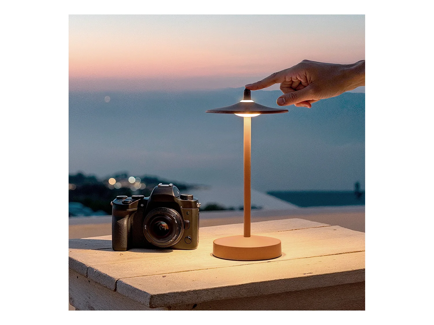 Lampe à Poser LED Portable Extérieure Métal avec Batterie Rechargeable Milevani Blanc