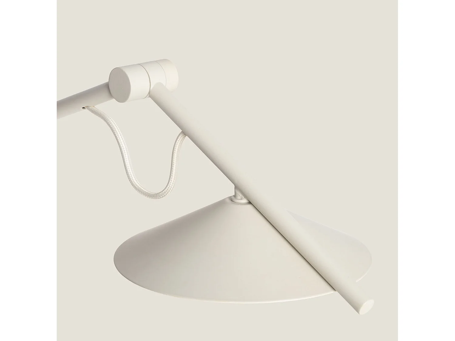 Lampe à Poser LED 8W Métal Evian Blanc cassé