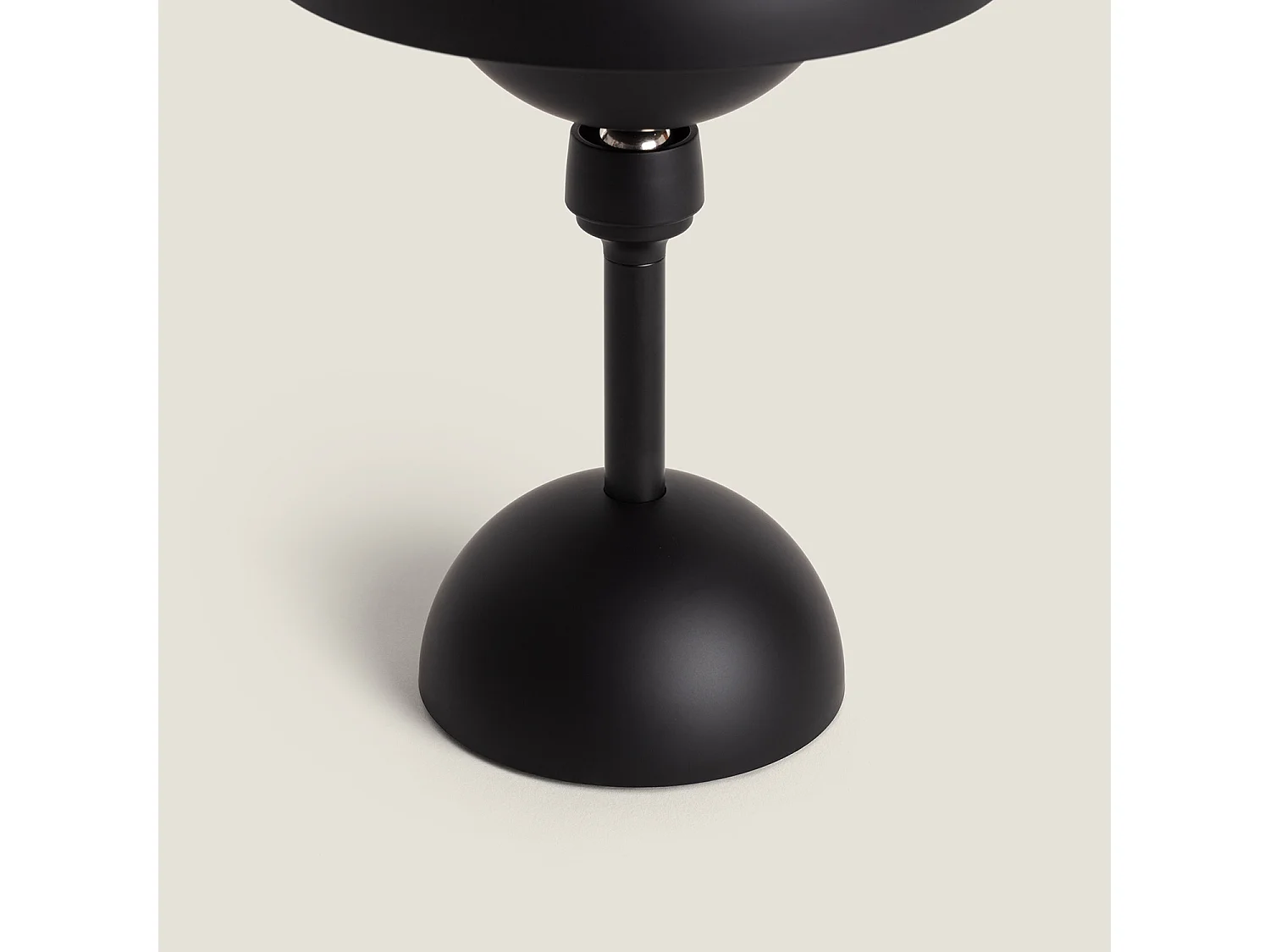 Lampe à Poser LED 5W Portable avec Batterie USB Rechargeable Pauna Noir