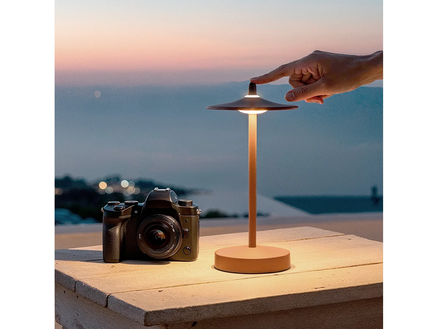 Lampada da Tavolo LED Portatile per Esterni con Batteria USB Ricaricabile Milevani Nero