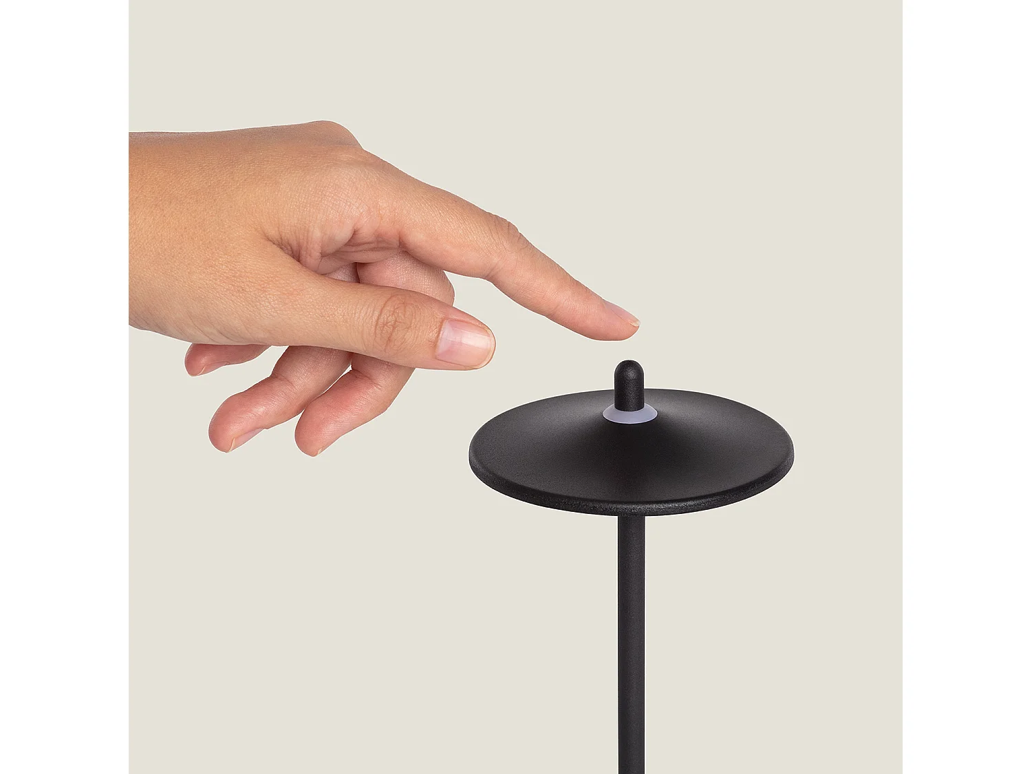 Lámpara de Mesa LED Portátil para Exterior Metal con Batería Recargable Milevani Negro