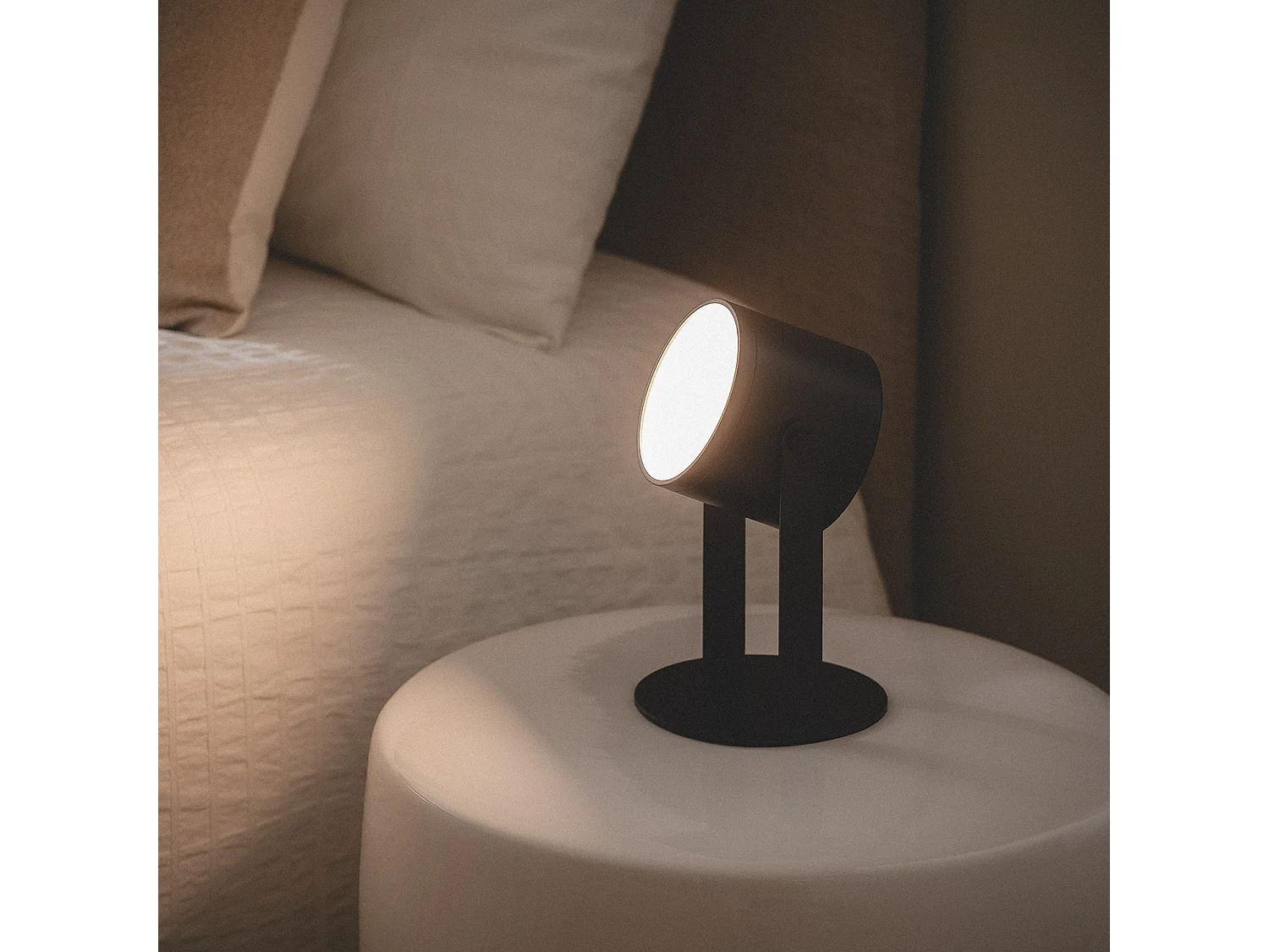 Lampe à Poser LED 6W Portable avec Batterie USB Rechargeable Devin Noir