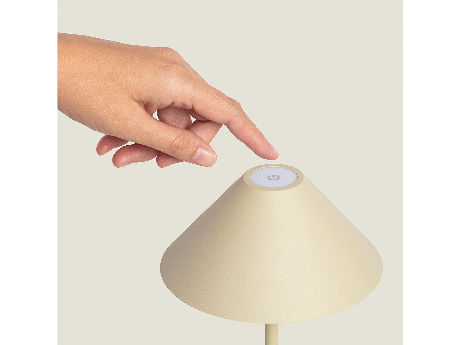 Lampada da Tavolo LED Portatile 3W per Esterni Metallo con Batteria Ricaricabile Chamle Beige