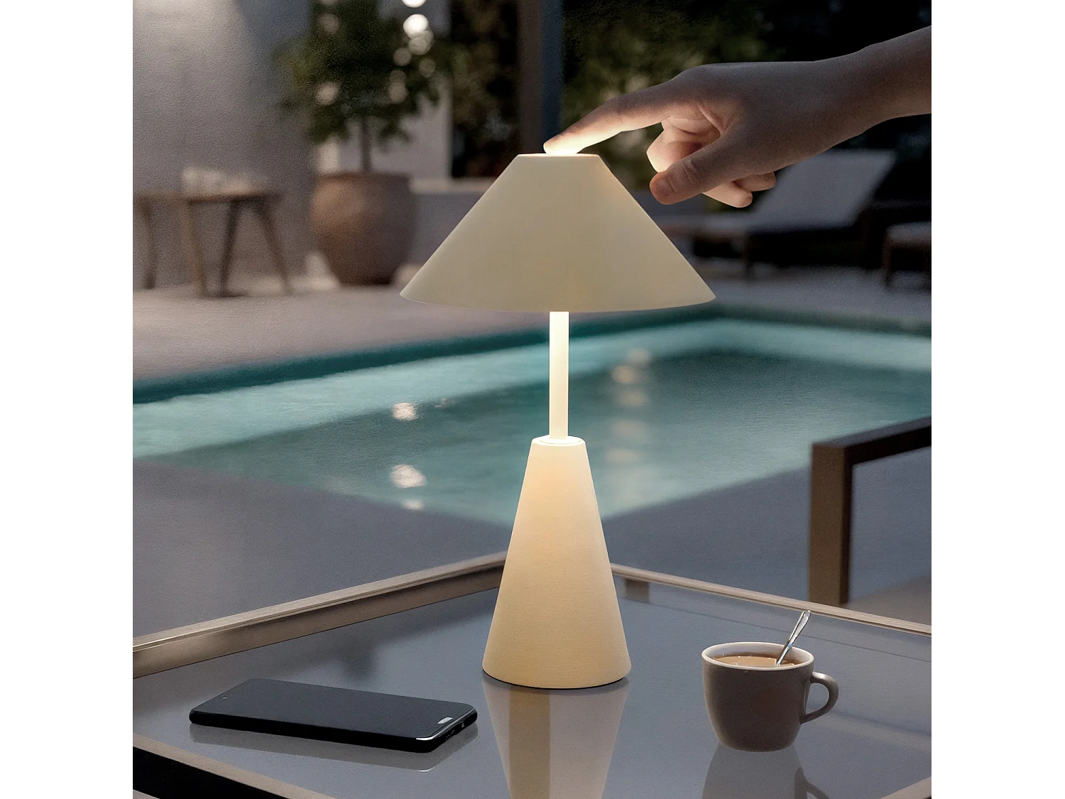 Lampada da Tavolo LED Portatile 3W per Esterni Metallo con Batteria Ricaricabile Chamle Beige