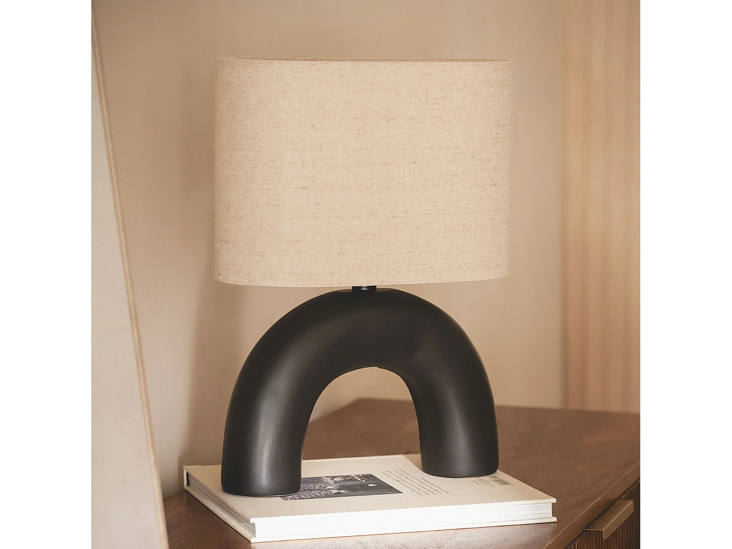 Lampe à Poser Céramique et Tissu Callie  Noir