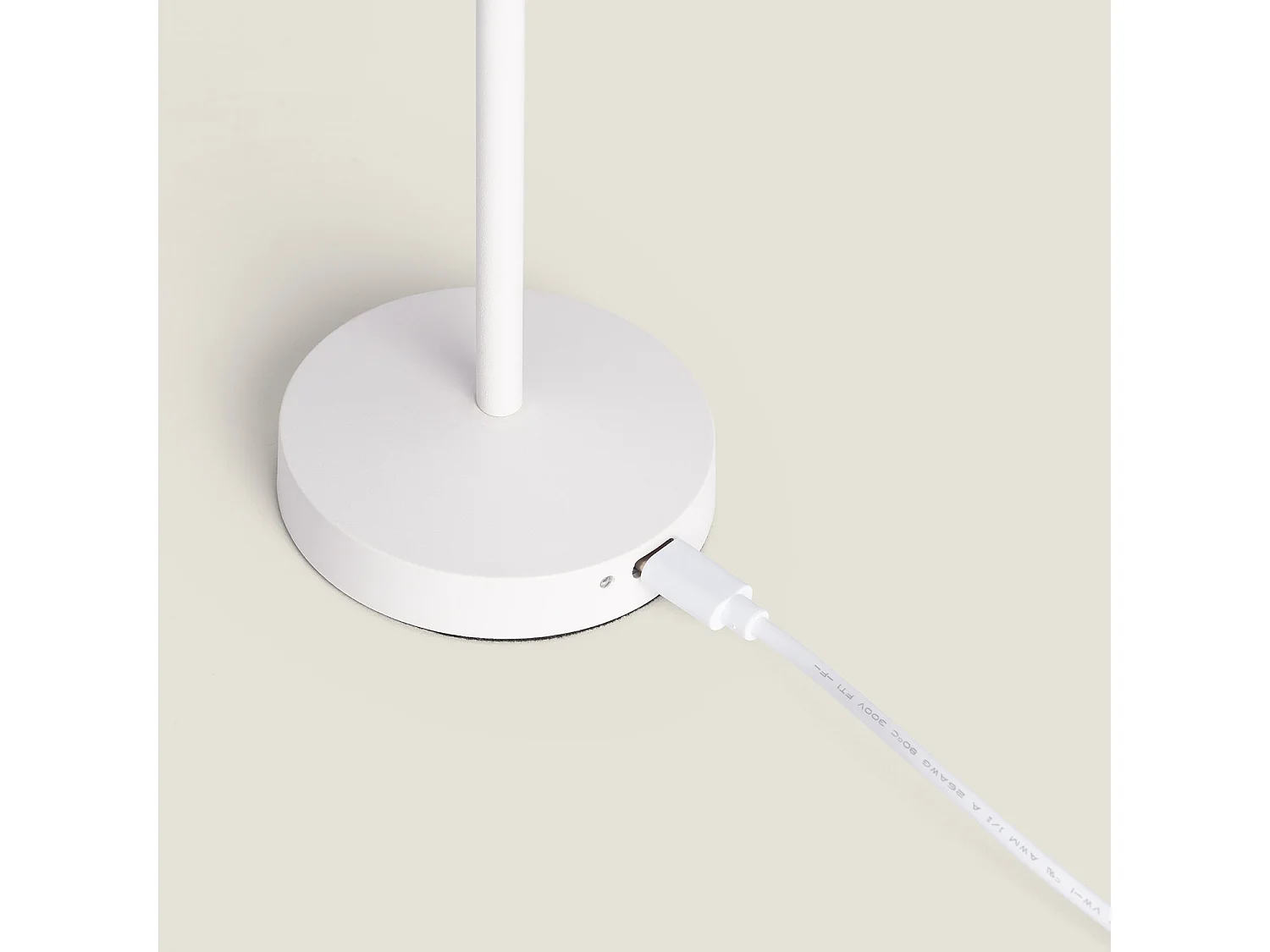 Lampe à Poser LED Portable Extérieure Métal avec Batterie Rechargeable Magatzi Blanc