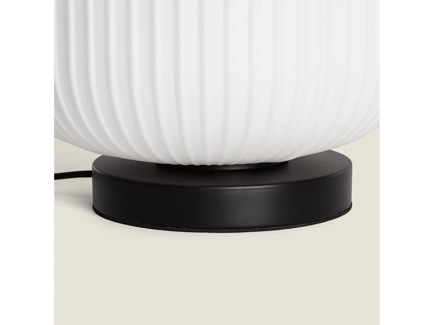 Lampe à Poser Métal et Verre Beca Noir