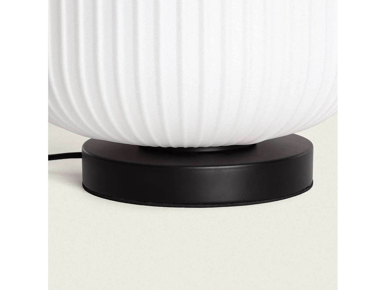 Lampe à Poser Métal et Verre Beca Noir