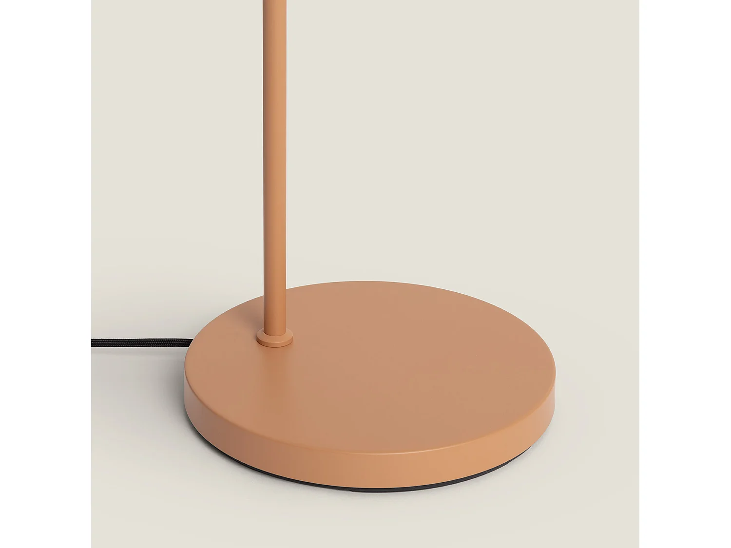 Lampada da Terra Metallo Luise Cammello