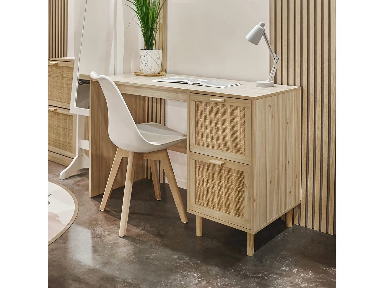 Mesa de estudo fabricada