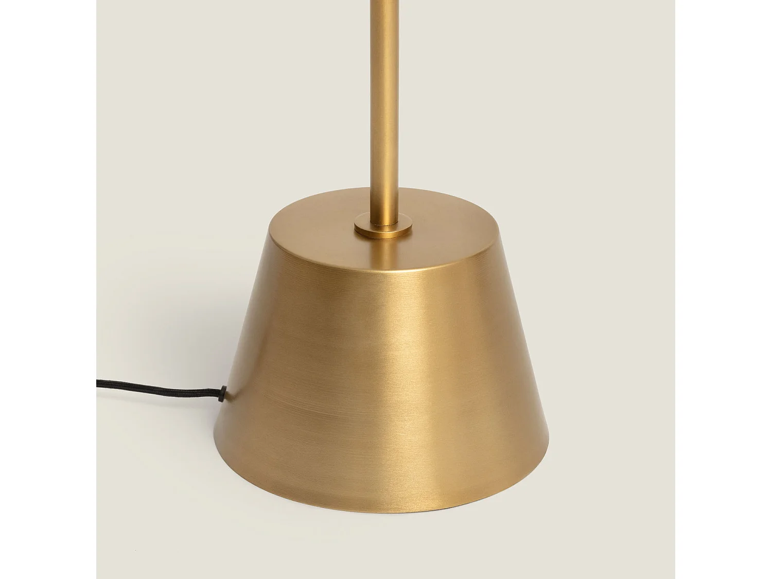 Lámpara de Pie Metal Edern Dorado
