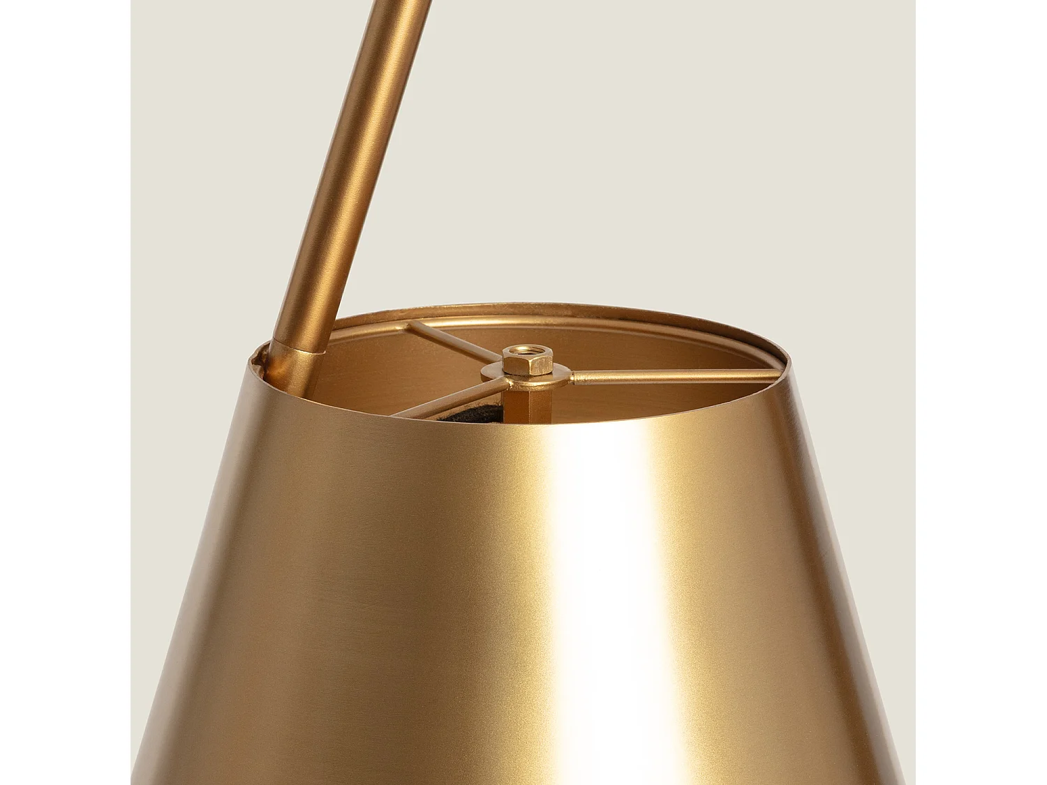 Lampada da Terra Metallo Bardney Oro