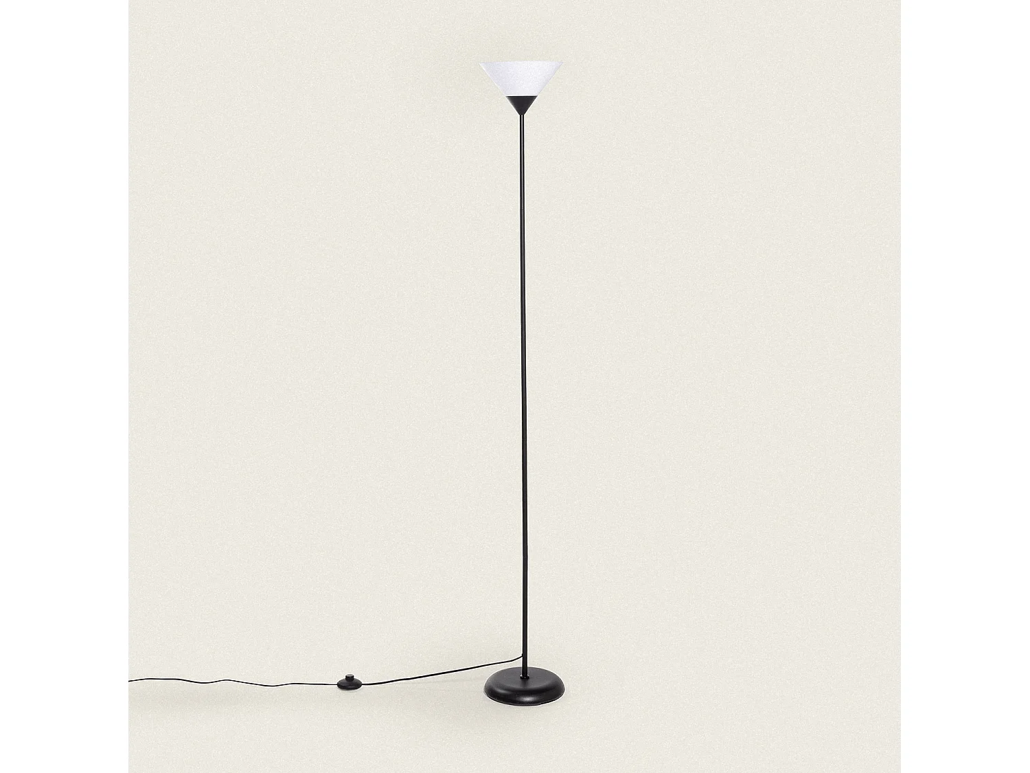 Lampadaire Métal Ander. Noir