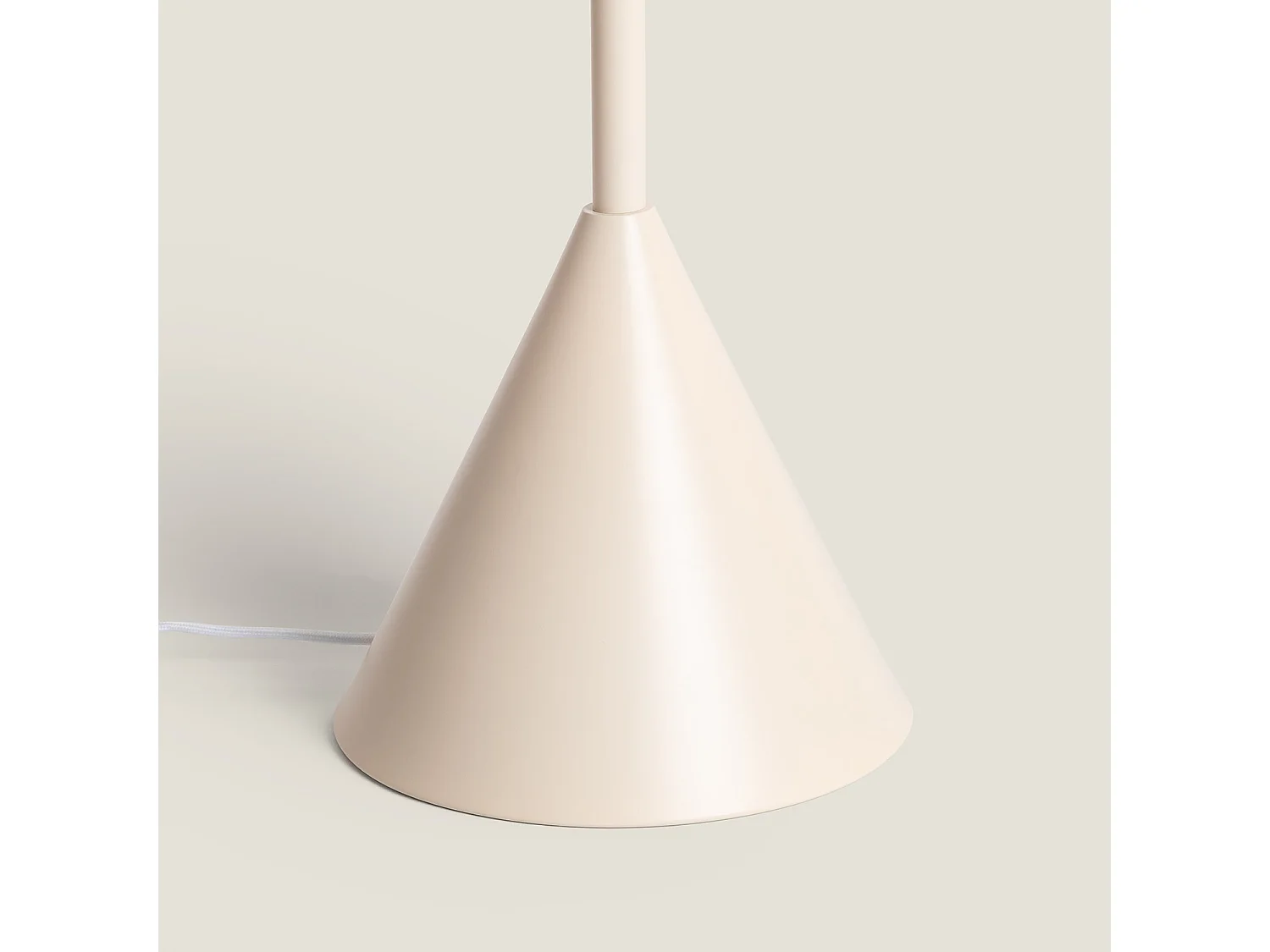 Lampadaire Métal Irmah Beige