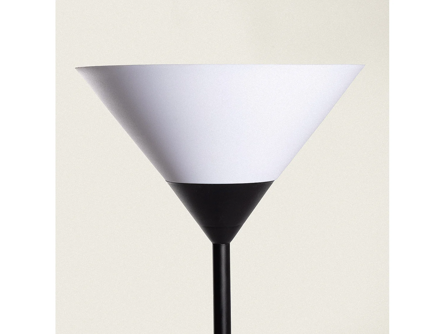 Lampadaire Métal Ander. Gris