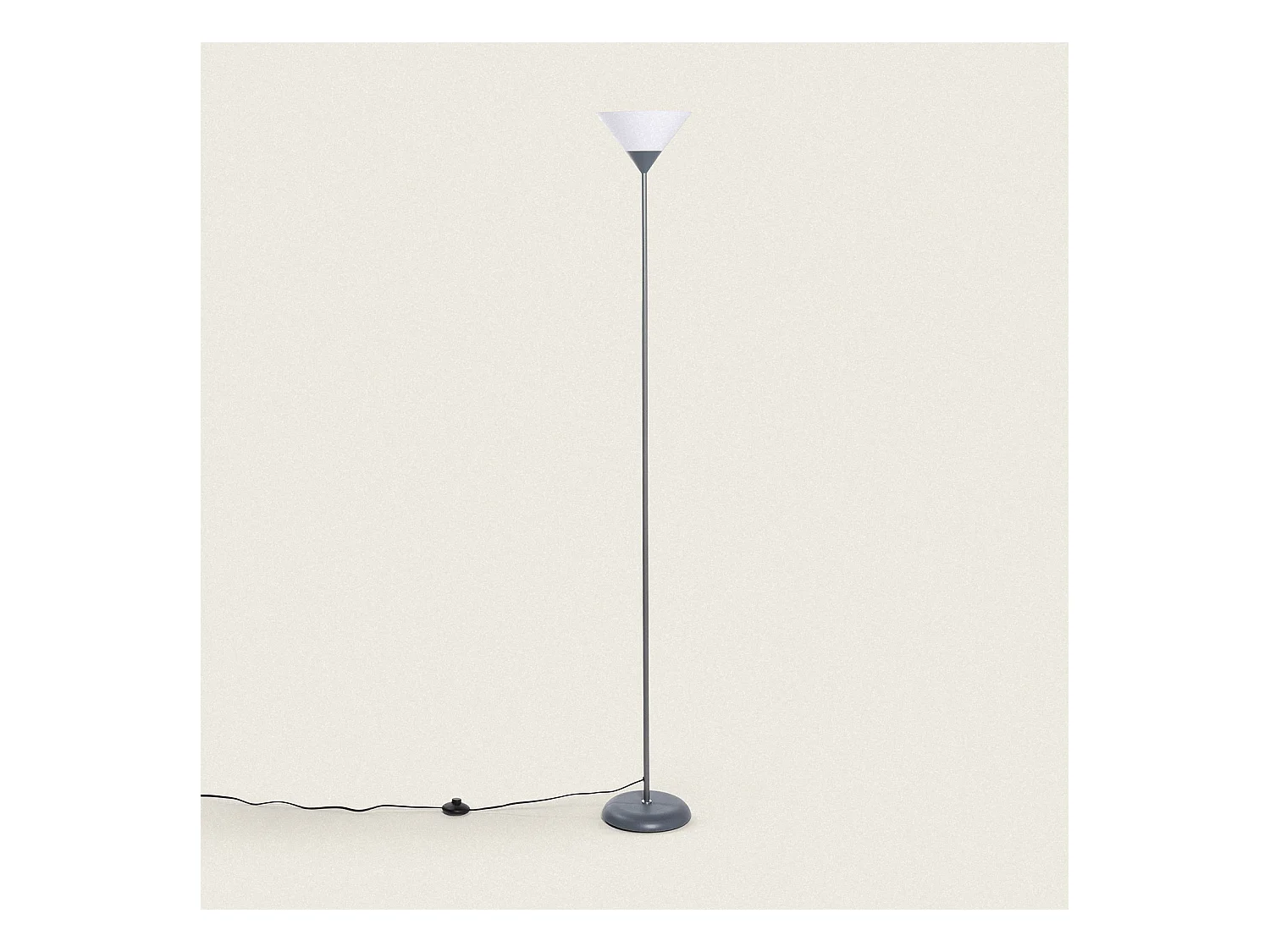 Lampadaire Métal Ander. Gris