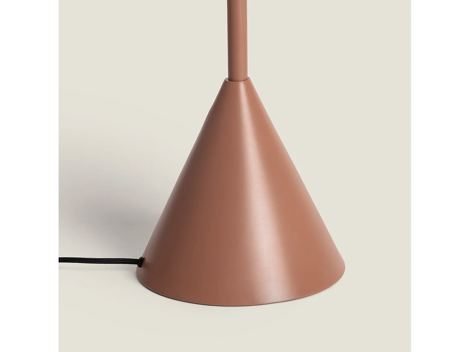 Lampada da Terra Metallo Irmah Marrone