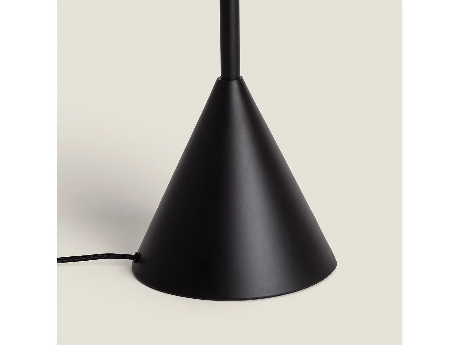 Lampada da Terra Metallo Irmah Nero