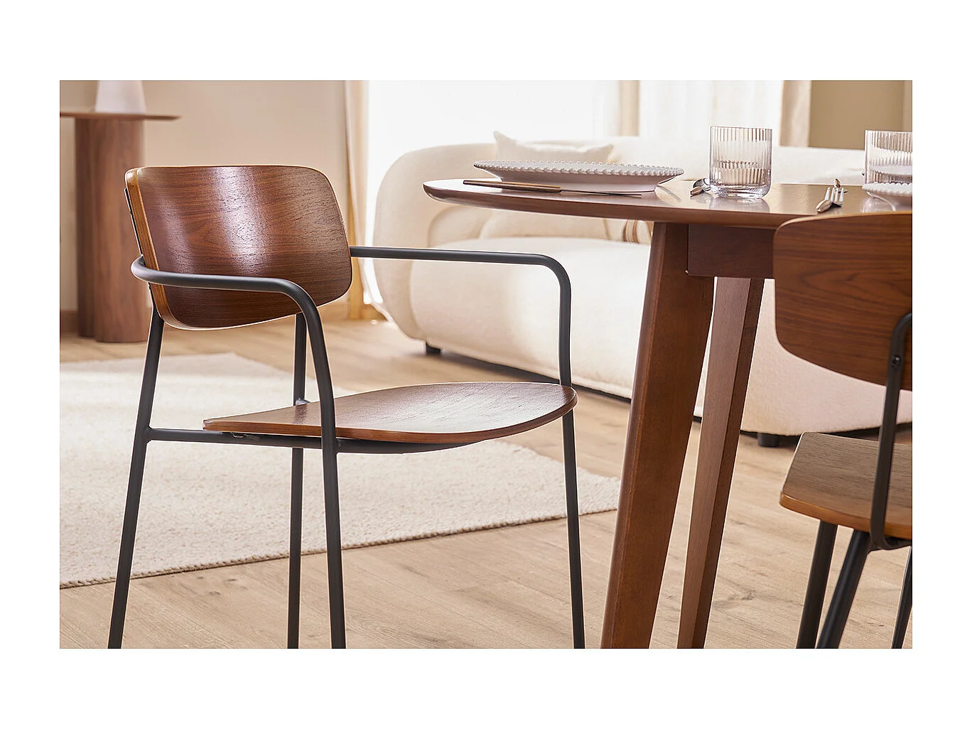 Chaises en bois foncé noyer et métal noir (lot de 2) SUSAN