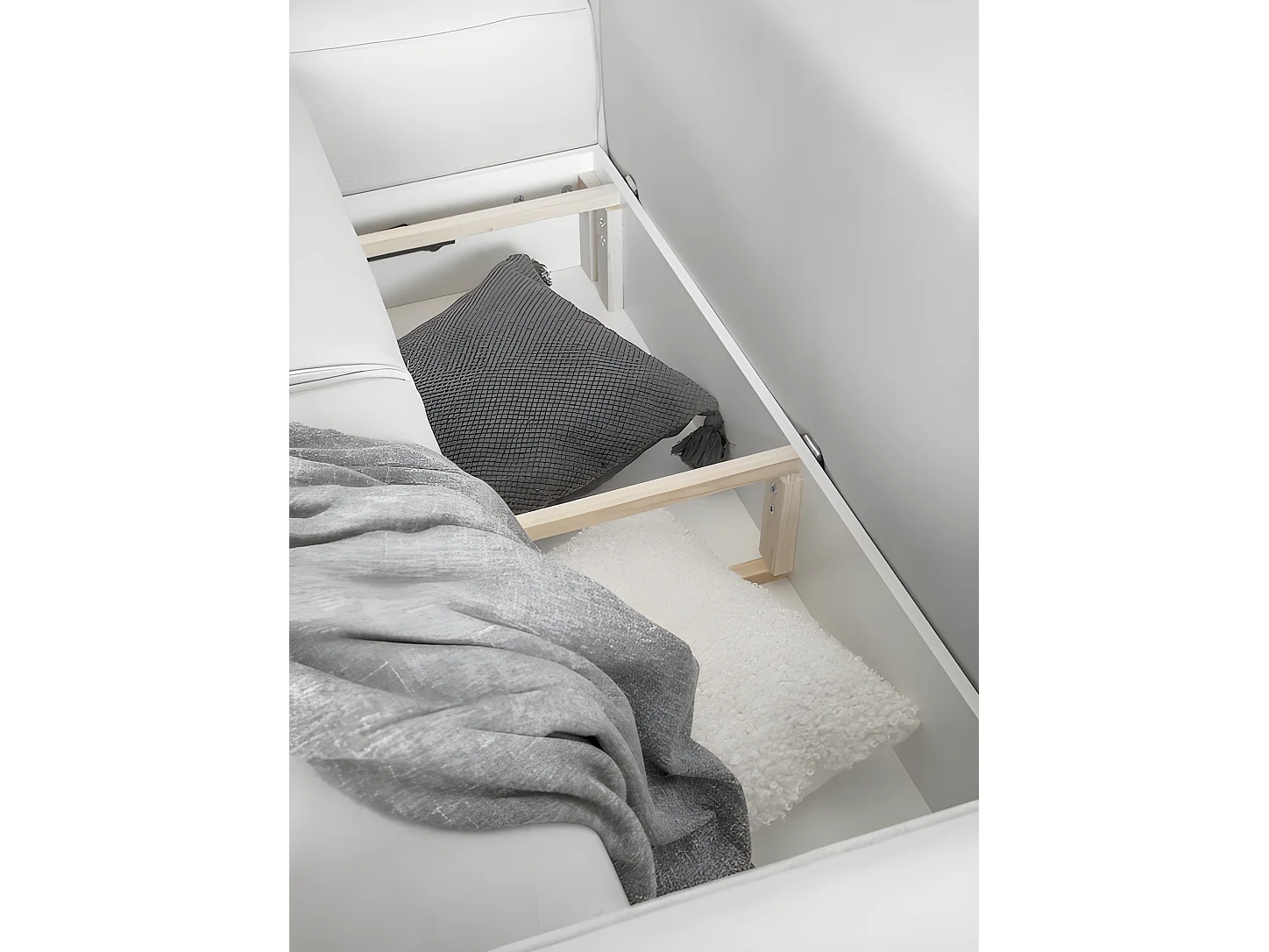 Canapé d'angle convertible - SIDNEY VELOURS - en tissu Luxe, 5/6 places, blanc cassé, angle gauche (vu de face)