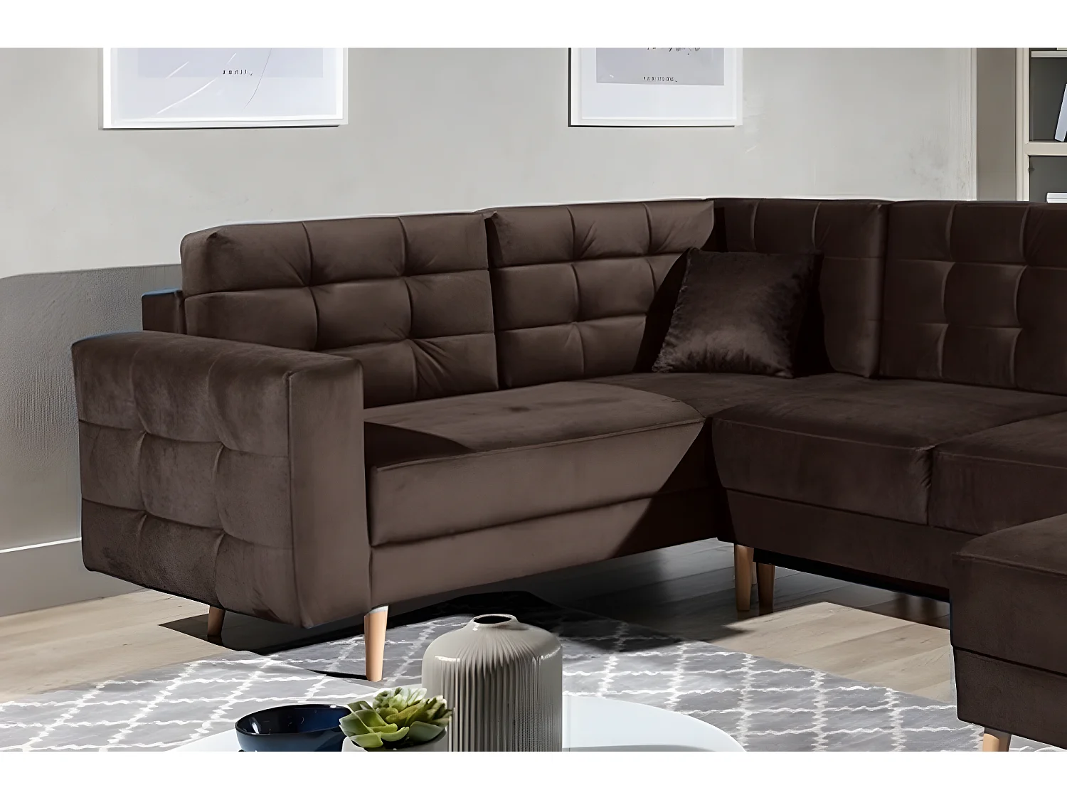 Canapé panoramique convertible - ASMA VELOURS - en tissu de qualité 5 places, marron foncé, méridienne à droite et angle à gauche (vu de face)