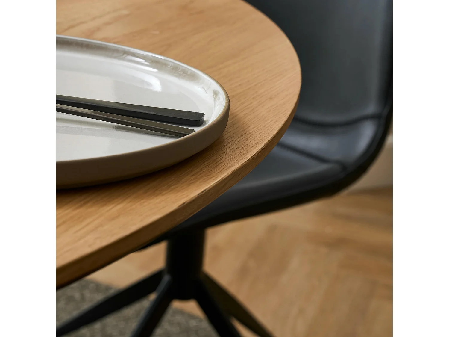 Ronde Uitschuifbare eettafel Svendborg - MDF & eiken fineer - Naturel