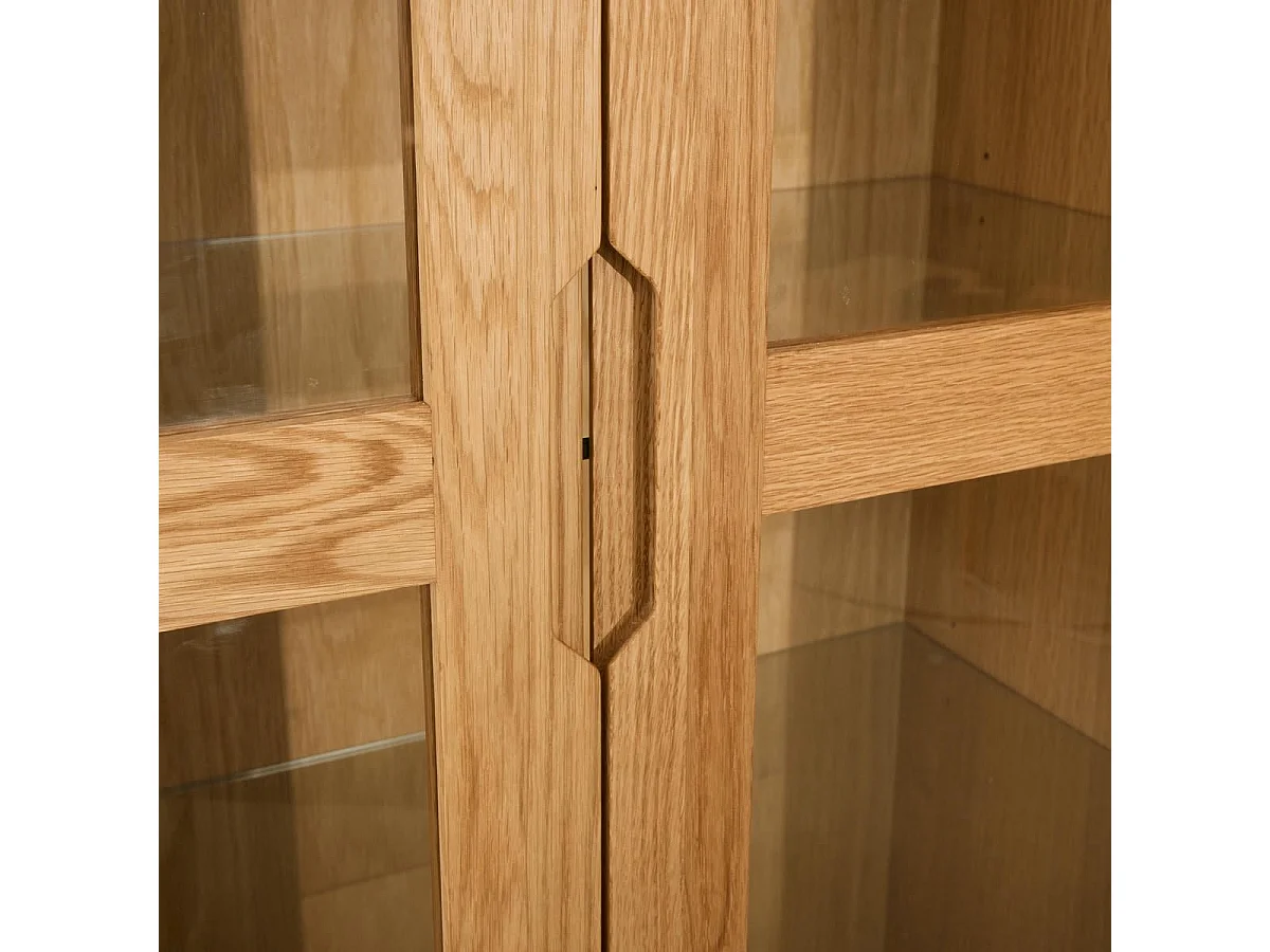 Vitrine avec LEDs Nyborg avec 2 portes et 2 tiroirs - Chêne massif et MDF - huile naturelle