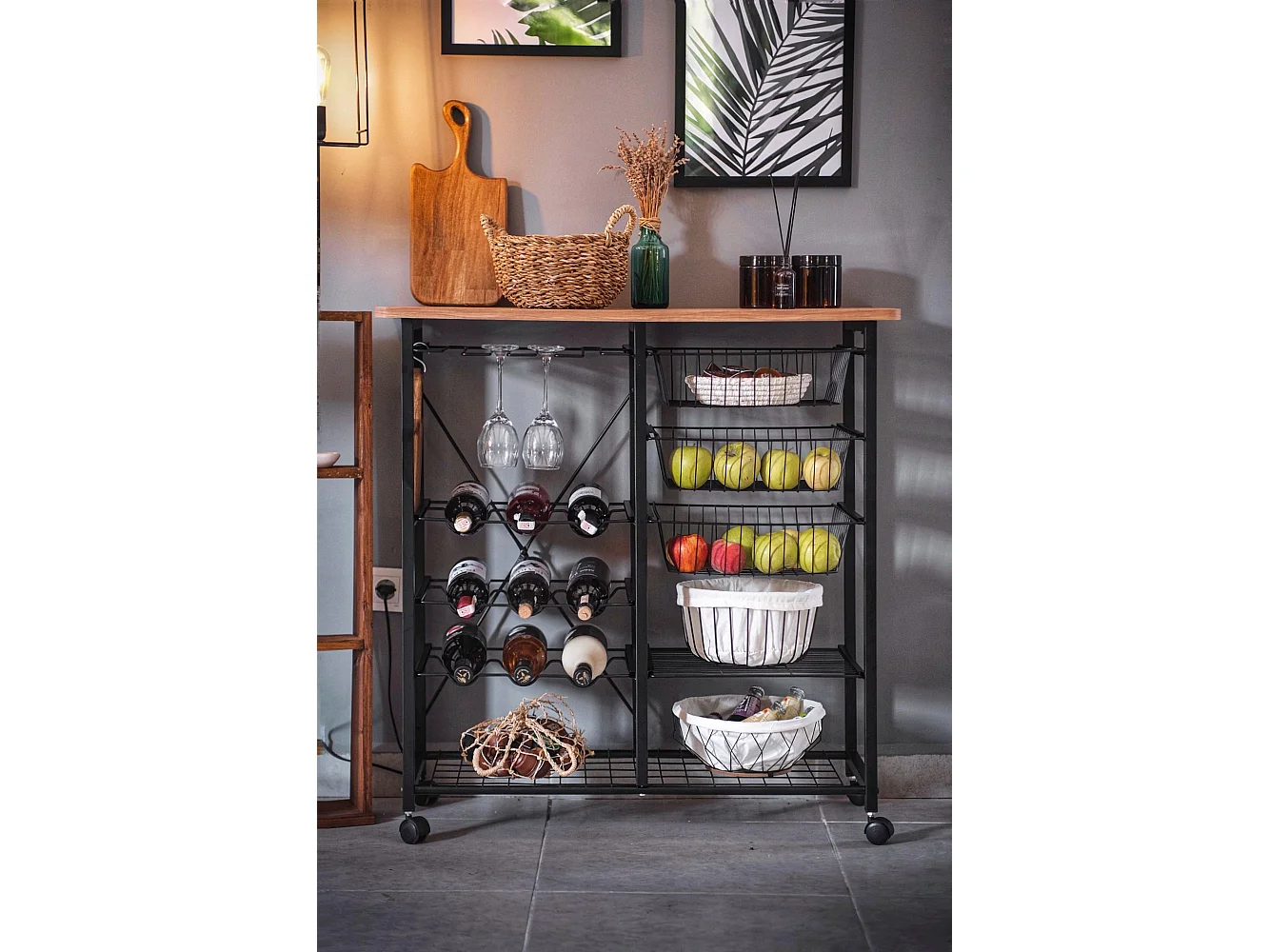 Estante con ruedas con almacenamiento múltiple decorado en madera de pino y negro L90 cm - LANEY