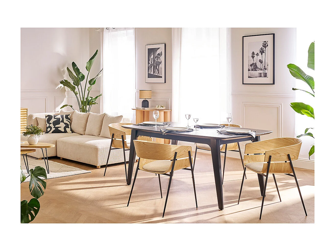 Rechteckiger Esstisch mit integrierter Verlängerung in Schwarz Eiche L180-230 cm FIFTIES